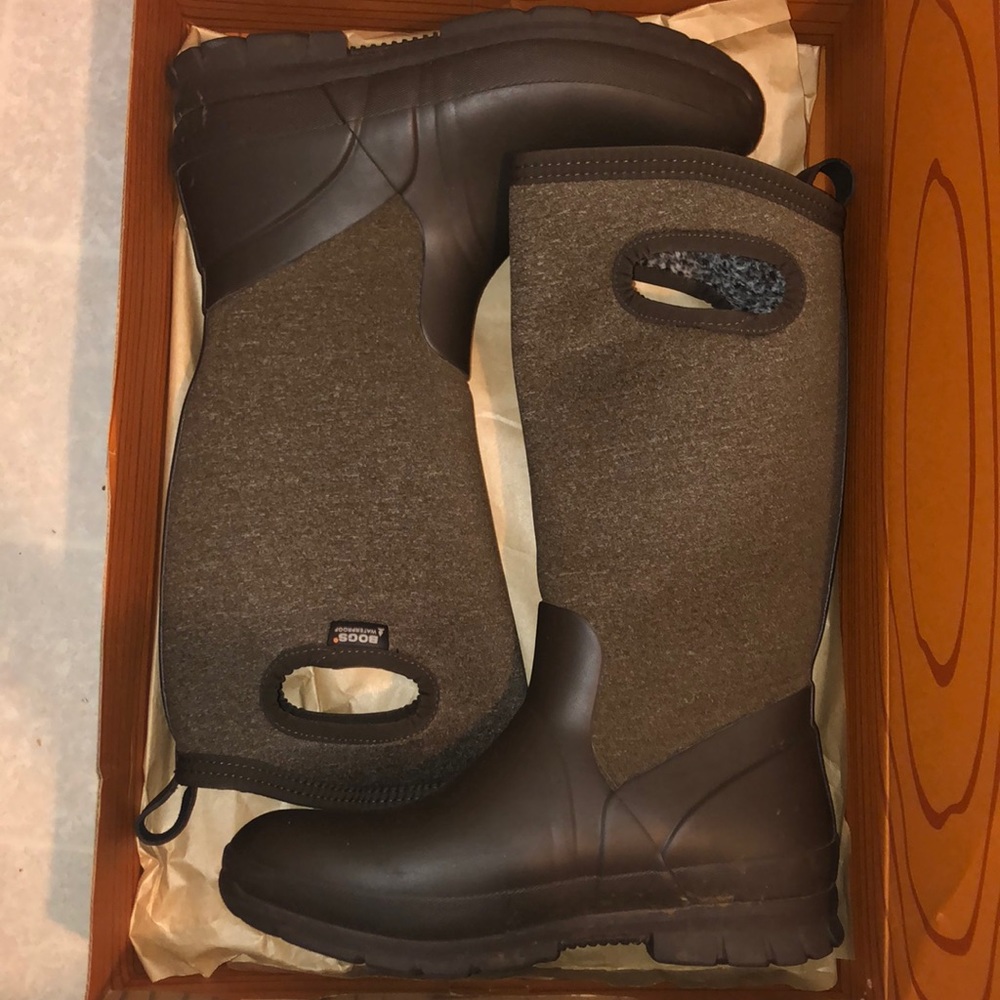 BOGS waterproof boots